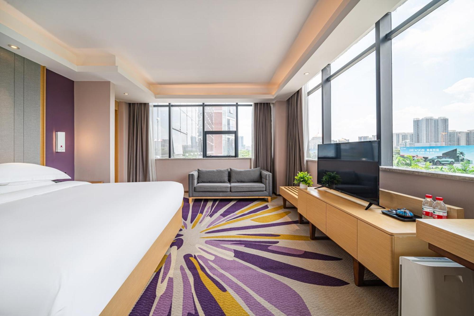 Echarm International Hotel Guangzhou Baiyun International Airport Huadu Plaza Branch - Free Deliver Service To Guangzhou Baiyun International Airport & Free Deliver Service To Canton Fair Complex During Canton Fair Period Exterior photo
