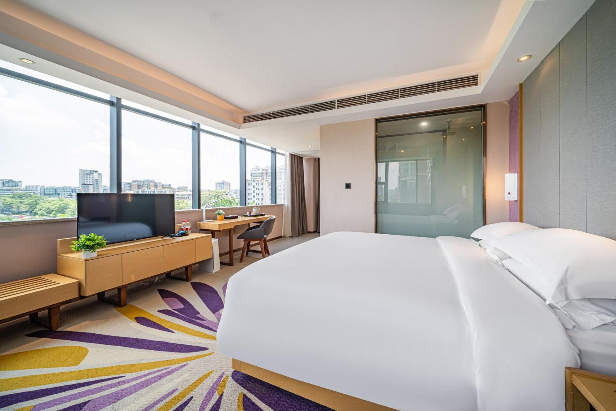 Echarm International Hotel Guangzhou Baiyun International Airport Huadu Plaza Branch - Free Deliver Service To Guangzhou Baiyun International Airport & Free Deliver Service To Canton Fair Complex During Canton Fair Period Exterior photo